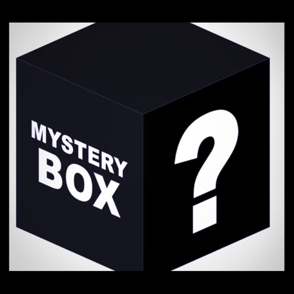 Mystery box bundle!!